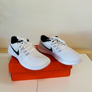 Nike White and Black Running Shoes